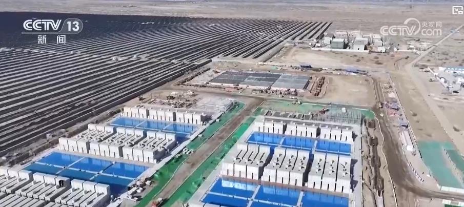 从“量”的积累迈向“质”的飞跃新型储能产业“加速跑”(图1)