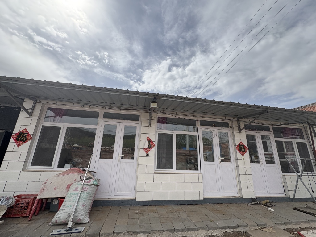 九游体育网站：数十家庭式养老院关停整顿背后一个县的养老难题(图2)